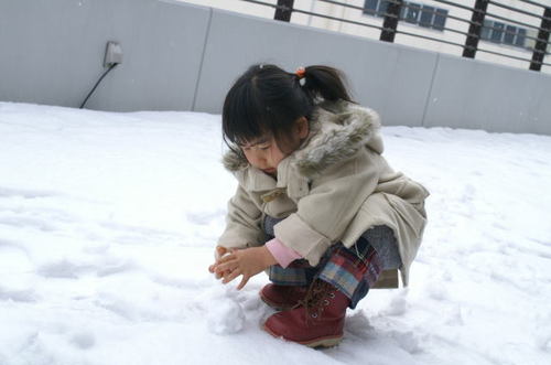 seiちゃん雪遊び