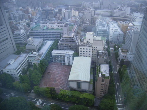 麹町中学校<br><FONT color="#999999" size="2">丸の内線を歩く（赤坂見附〜四ツ谷〜四谷三丁目）</FONT>
